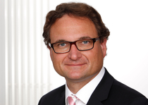 Dr. med. Peter W. Nyhuis